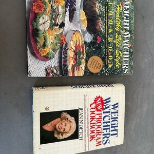 Weight Watchers Cookbook Duo - Green and Cream